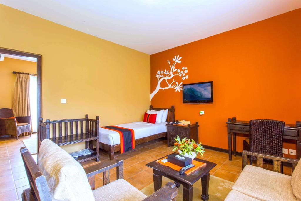Temple Tree Resort & Spa Похара Екстериор снимка