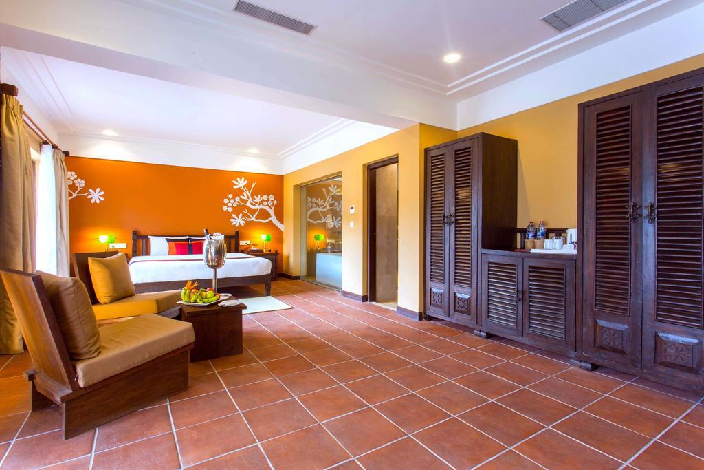 Temple Tree Resort & Spa Похара Екстериор снимка